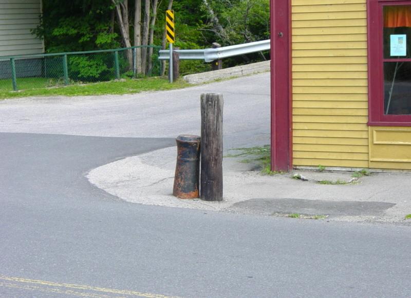 Nova Scotia, Bear River: cast iron cannon