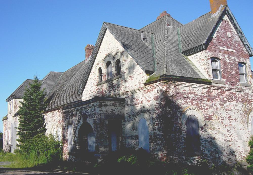 Hazel Hill: Commercial Cable Company telegraph building, front (north side)