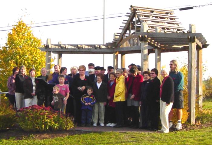 Nova Scotia, Avonport: Veterans Memorial View Park military memorial, unveiling ceremony