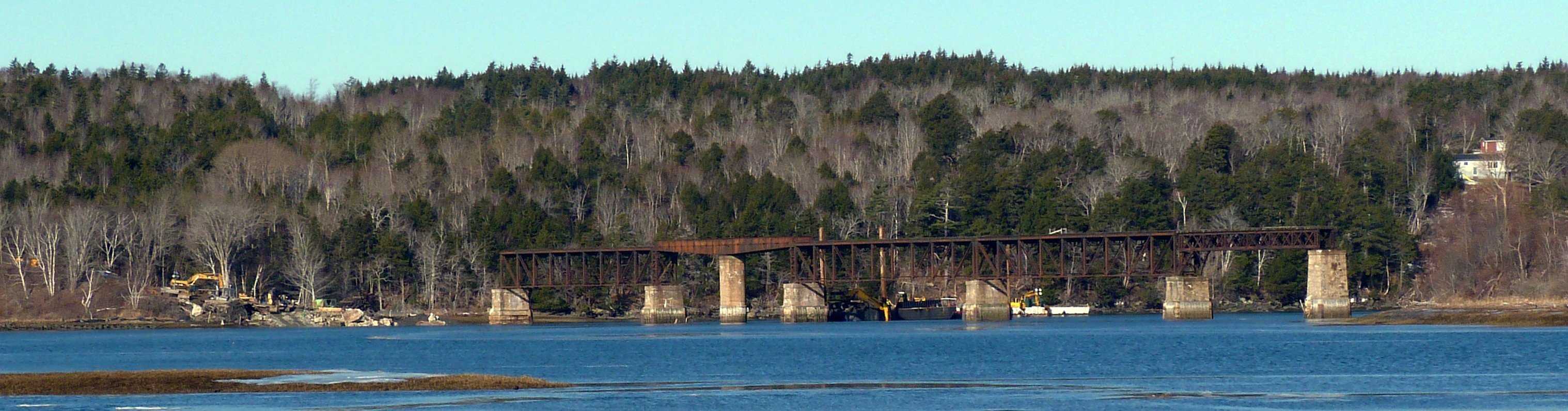 Dominion Atlantic Railway: Sissiboo River Bridge, Weymouth, Digby County, Nova Scotia, 10 Feb 2012